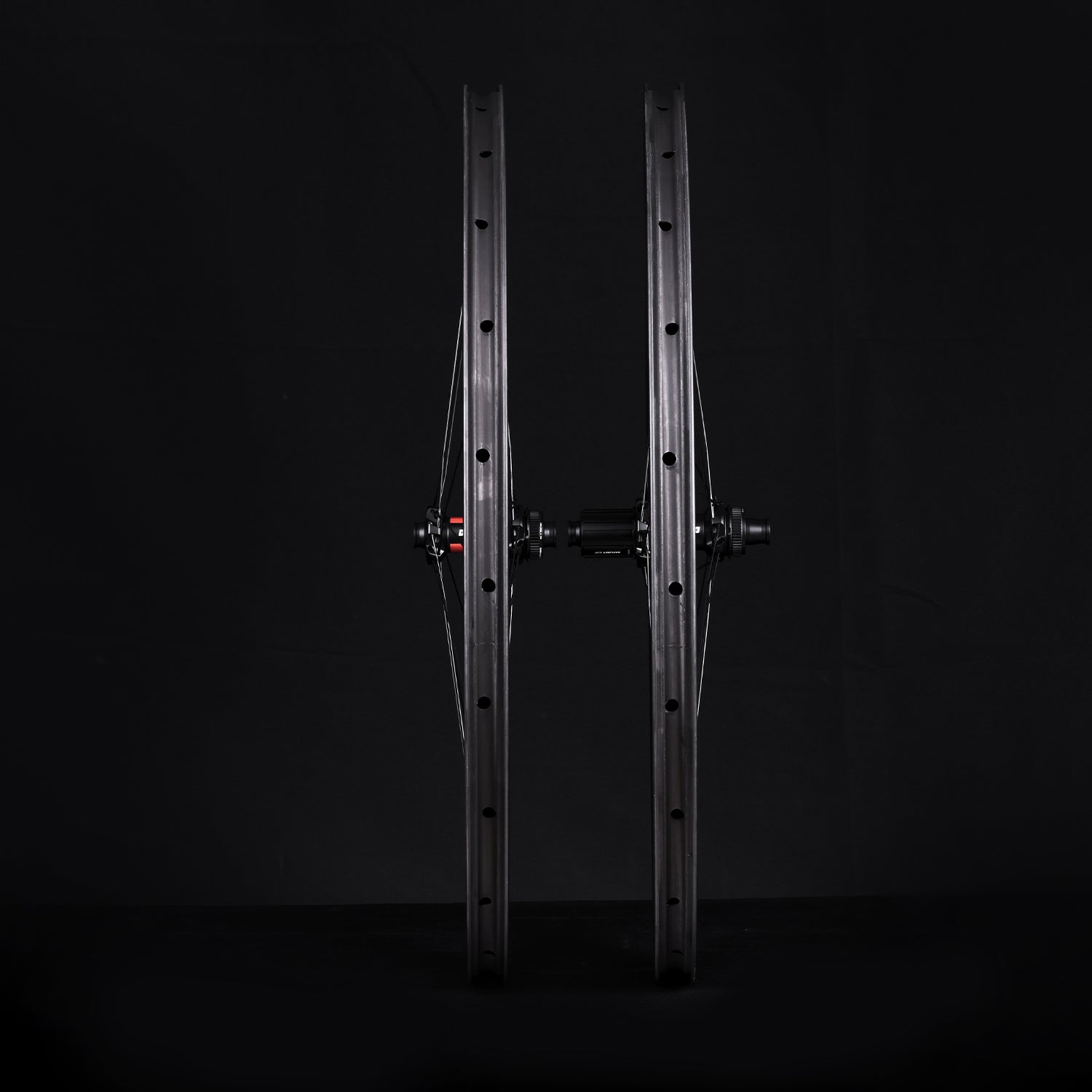ICAN AERO 38 II Disc Wheelset with DT240EXP hubs